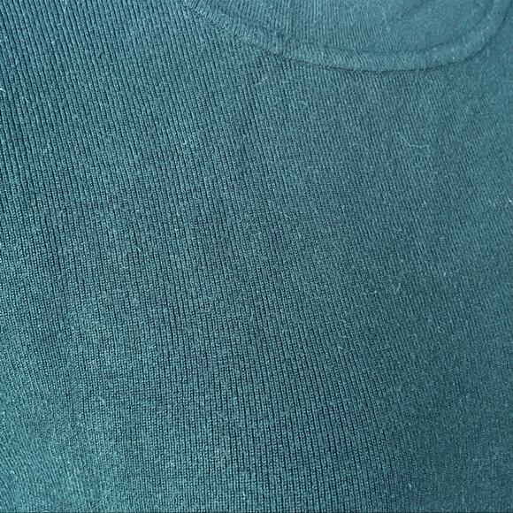 Dressbarn Round Neck 3/4 Length Fitted Dark Green Sweater Size Medium - Picture 6 of 13